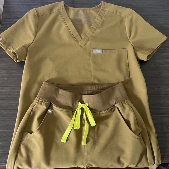 Figs Other Martini Olive Figs Scrubs Set Xxsp Poshmark